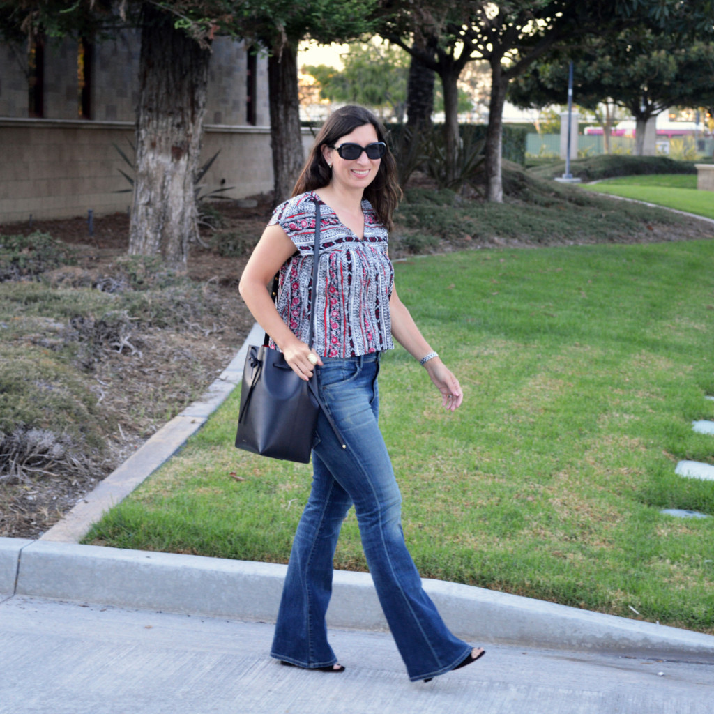 late summer early fall casual outfit idea on trend