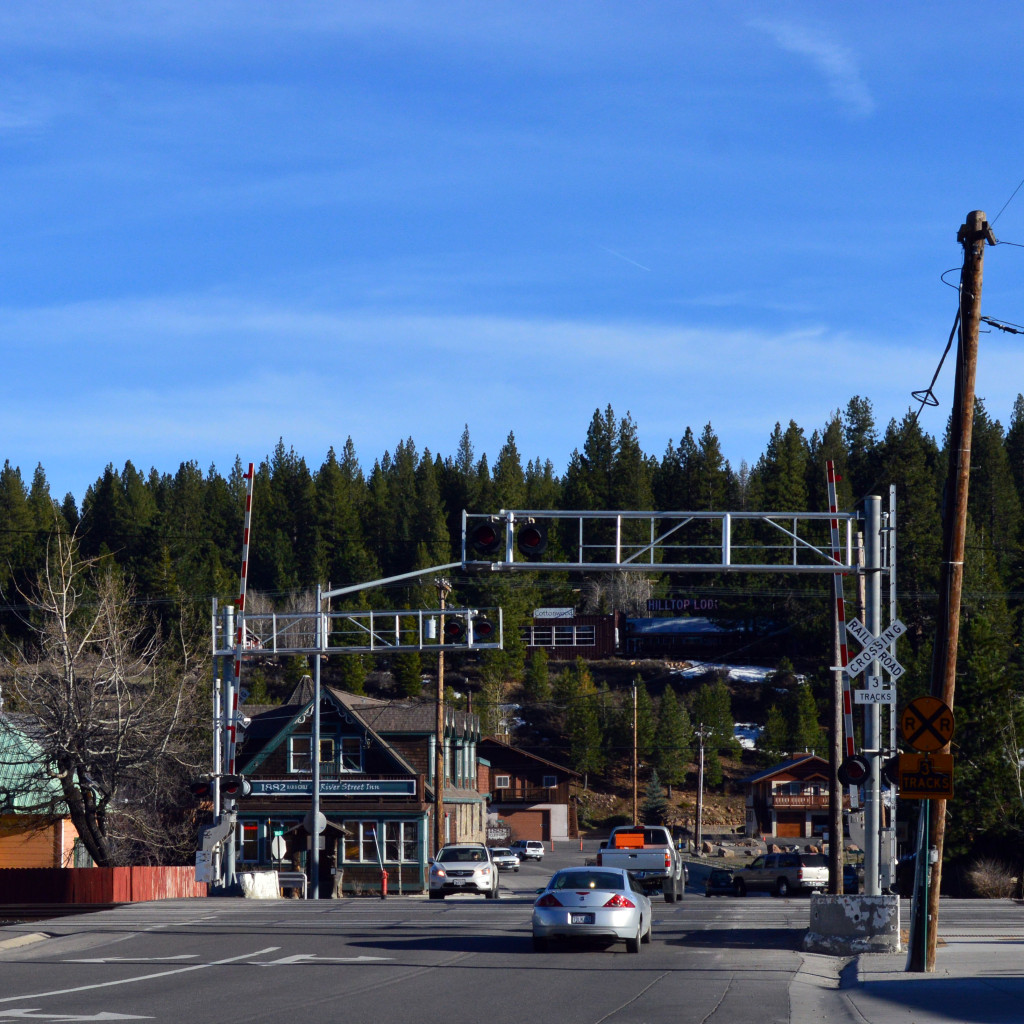 where to eat dinner in downtown truckee
