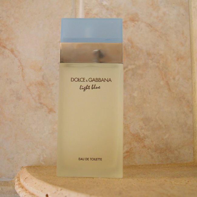 dolce and gabanna light blue notes