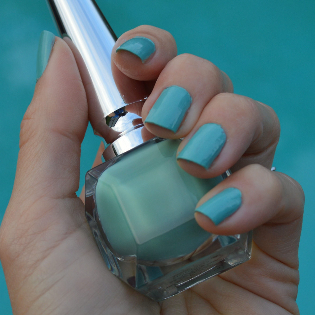 christian louboutin batignolles nail polish