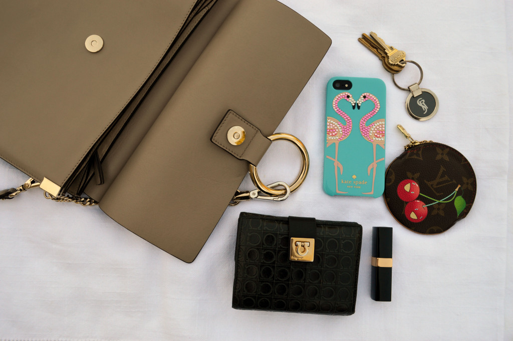 chloe faye medium interior capacity