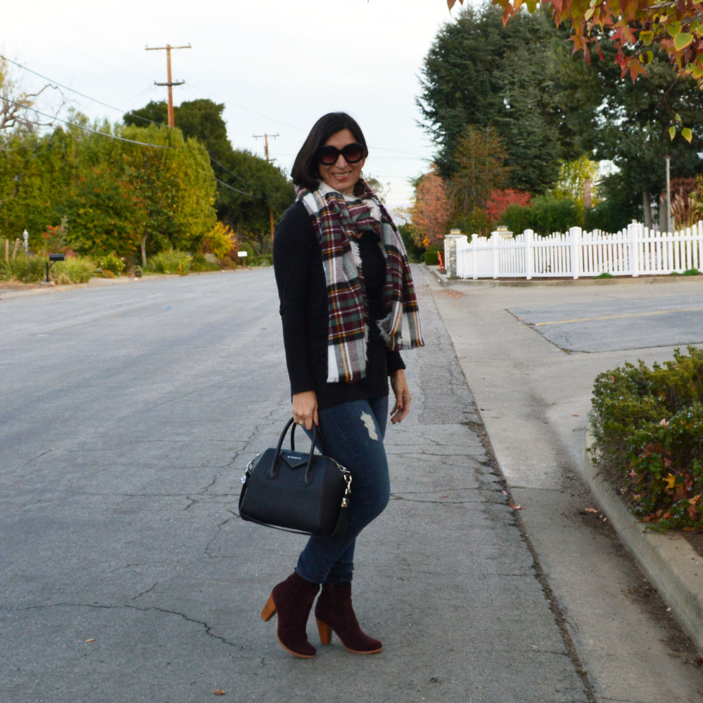 Burgundy blanket scarf to keep cozy – Bay Area Fashionista