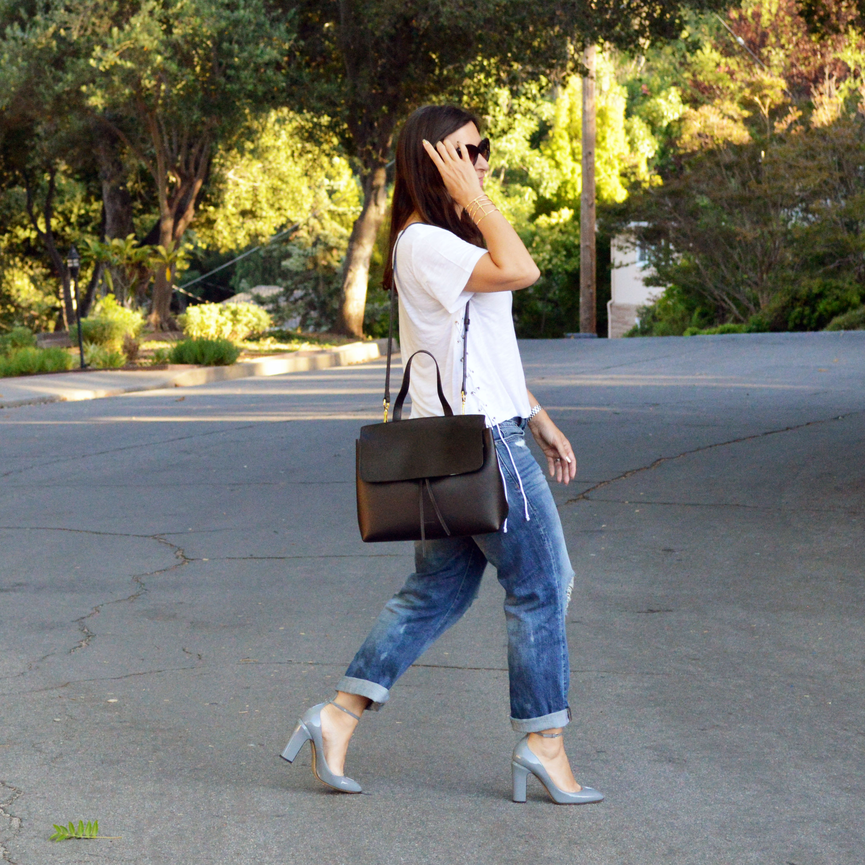 Baggy jeans and Valentino Tango pumps 